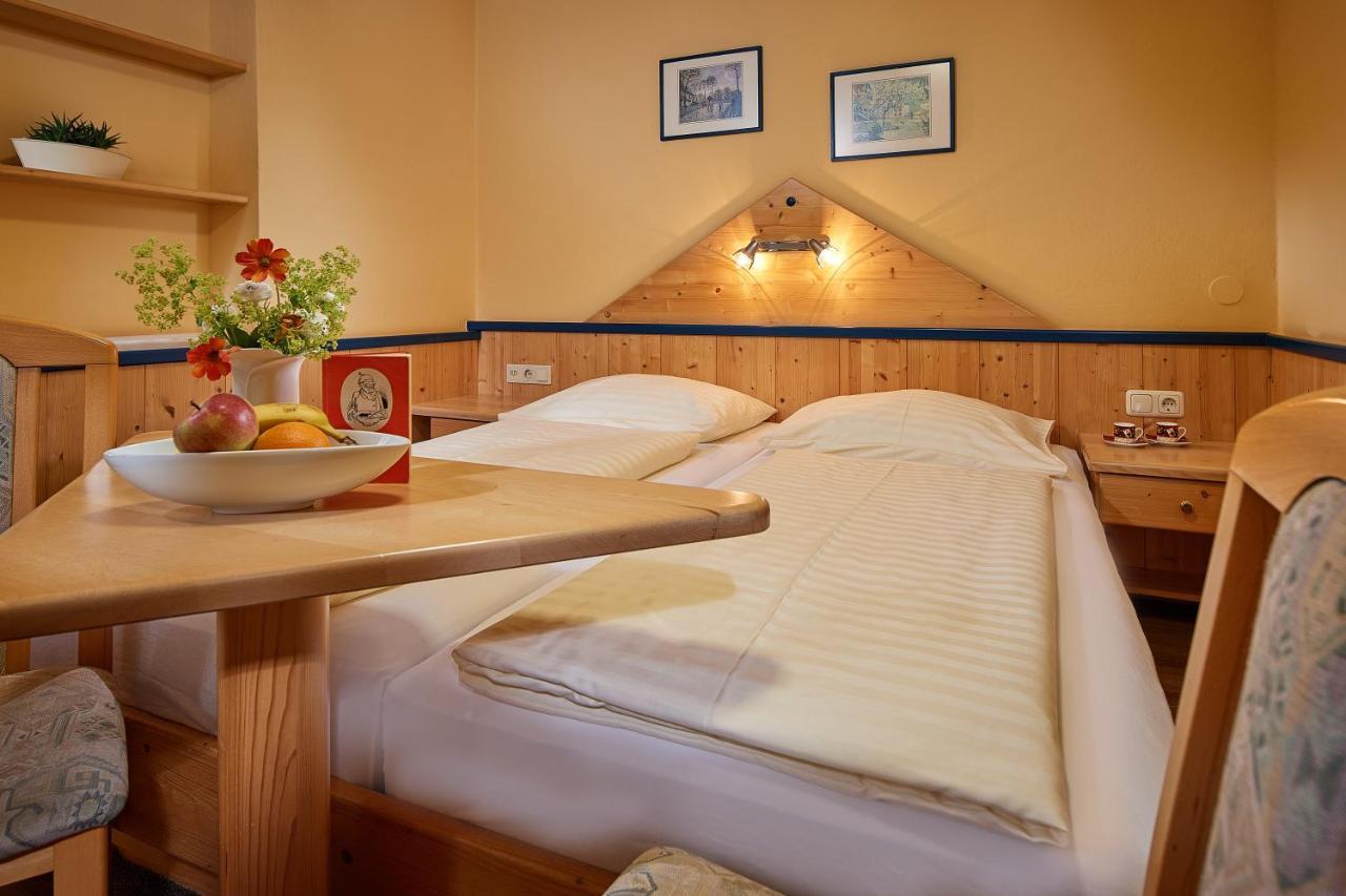 Hotel Hubertushof Flachau Bagian luar foto