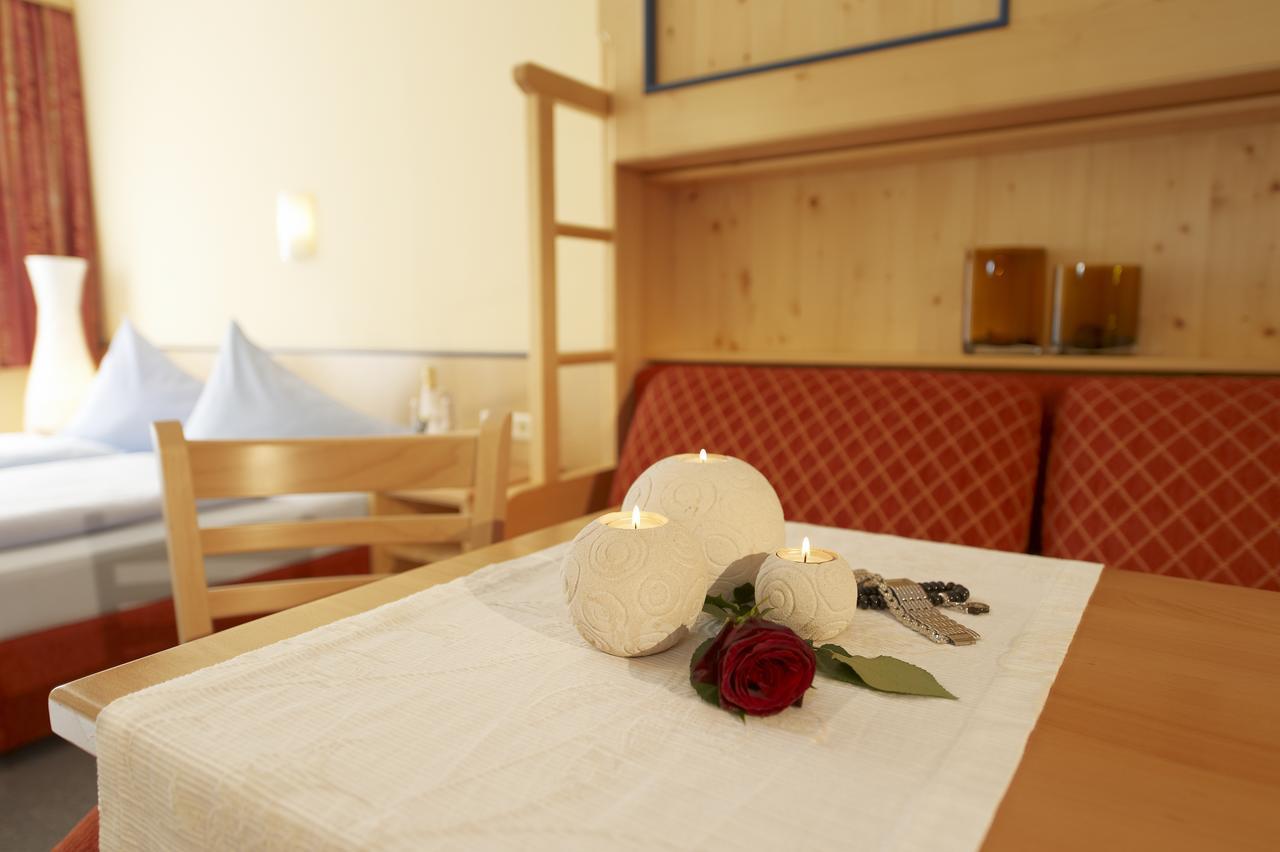 Hotel Hubertushof Flachau Bagian luar foto