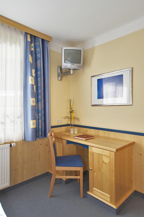 Hotel Hubertushof Flachau Bagian luar foto